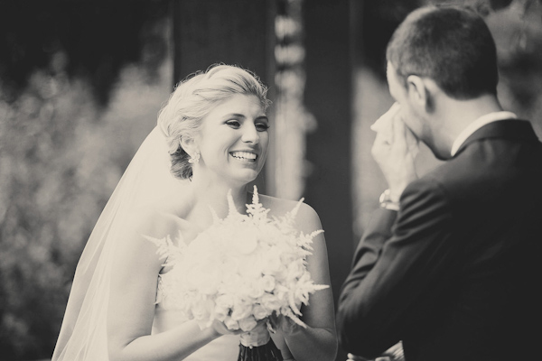 classic Oscar De La Renta bridal style with photos by Katherine Salvatori Photography | via junebugweddings.com classic Oscar De La Renta bridal style with photos by Katherine Salvatori Photography | via junebugweddings.com
