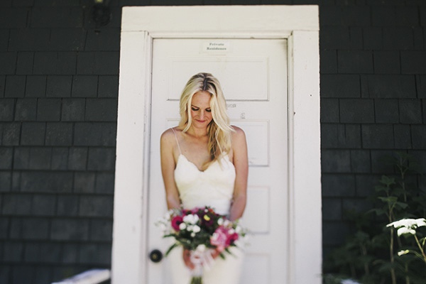 rustic wedding at Woodstock Farm in Bellingham, Washington, photos by Michel M. Waite Photography | via junebugweddings.com rustic wedding at Woodstock Farm in Bellingham, Washington, photos by Michel M. Waite Photography | via junebugweddings.com