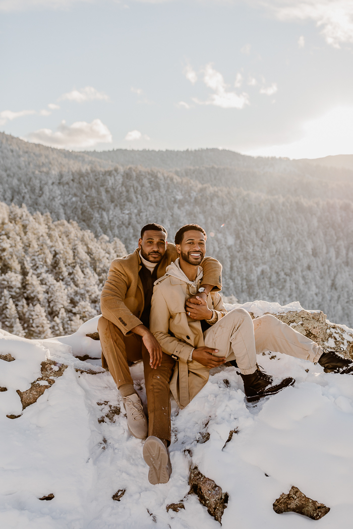 8 Tips for Nailing Your Engagement Photos | Junebug Weddings display picture 2