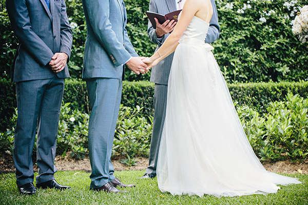 charming Australia wedding with gorgeous wedding party style, photo by Hannah Blackmore Photography | via junebugweddings.com charming Australia wedding with gorgeous wedding party style, photo by Hannah Blackmore Photography | via junebugweddings.com