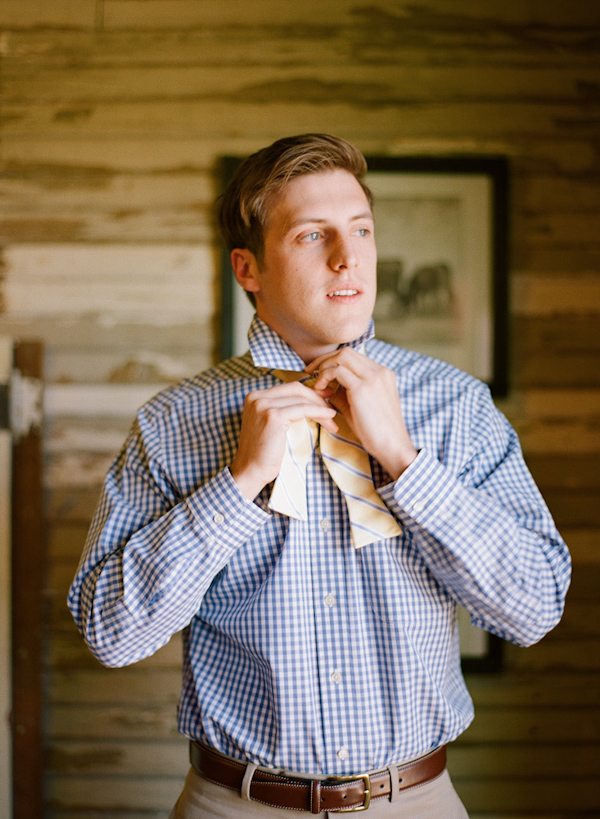 cheerful Texas wedding by Lavender Joy Weddings with photos by Taylor Lord Photography | via junebugweddings.com cheerful Texas wedding by Lavender Joy Weddings with photos by Taylor Lord Photography | via junebugweddings.com
