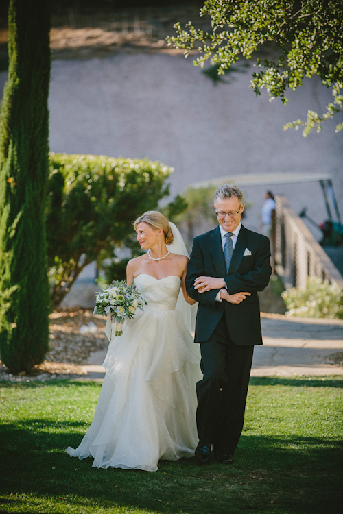 classic and elegant vineyard wedding at Calistoga Ranch, CA with photos by Perspective Eye Photographer | junebugweddings.com classic and elegant vineyard wedding at Calistoga Ranch, CA with photos by Perspective Eye Photographer | junebugweddings.com