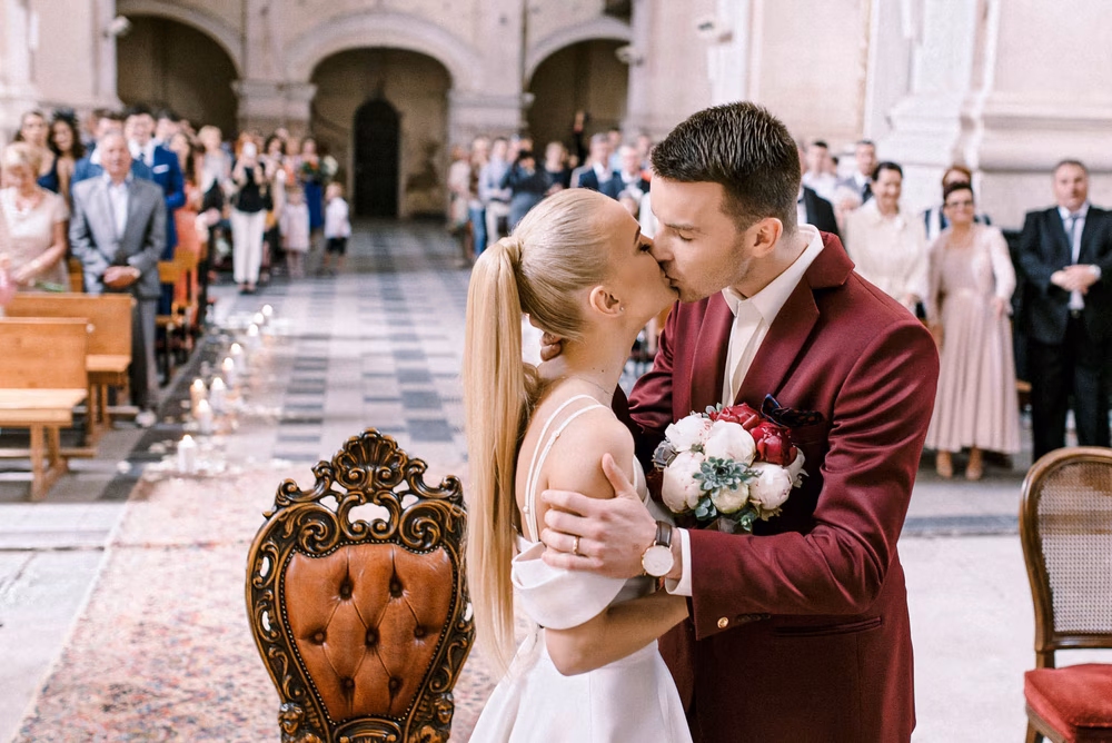 Fashionable-White-Marsala-Wedding-Lithuania-Linas-Dambrauskas-Photography-12