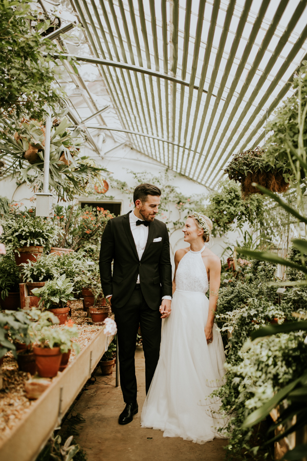 gorgeous-georgia-greenhouse-wedding-inspiration-at-hills-and-dales-estate-1