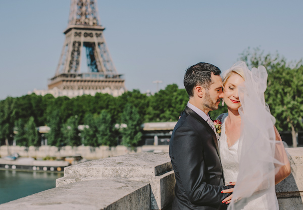intimate destination wedding in Paris, photo by Ophelia and Romeo Photographers | via junebugweddings.com intimate destination wedding in Paris, photo by Ophelia and Romeo Photographers | via junebugweddings.com