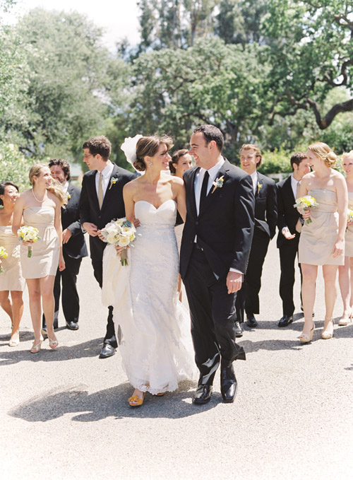 rustic yellow and champagne vineyard wedding in Santa Ynez, CA - photos by Michelle Warren Photography| jvia unebugweddings.com rustic yellow and champagne vineyard wedding in Santa Ynez, CA - photos by Michelle Warren Photography| jvia unebugweddings.com