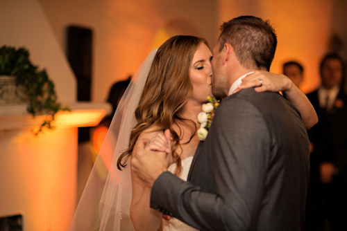 coral, gold, and grey wedding at Casa Feliz in Florida, photos by Kristen Weaver Photography | via junebugweddings.com coral, gold, and grey wedding at Casa Feliz in Florida, photos by Kristen Weaver Photography | via junebugweddings.com
