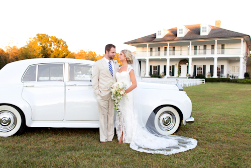 Elegant wedding at Louisiana Private Estate with photos by Courtney Dellafiora | junebugweddings.com Elegant wedding at Louisiana Private Estate with photos by Courtney Dellafiora | junebugweddings.com