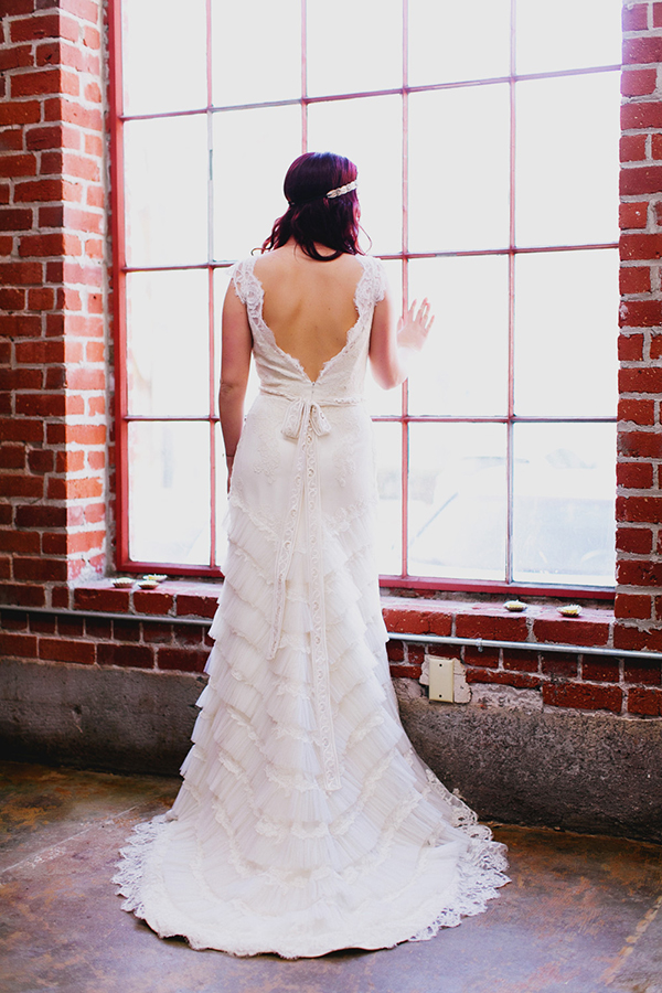 Urban Romance Inspiration Photo Shoot, Photo by Milou + Olin | via junebugweddings.com Urban Romance Inspiration Photo Shoot, Photo by Milou + Olin | via junebugweddings.com