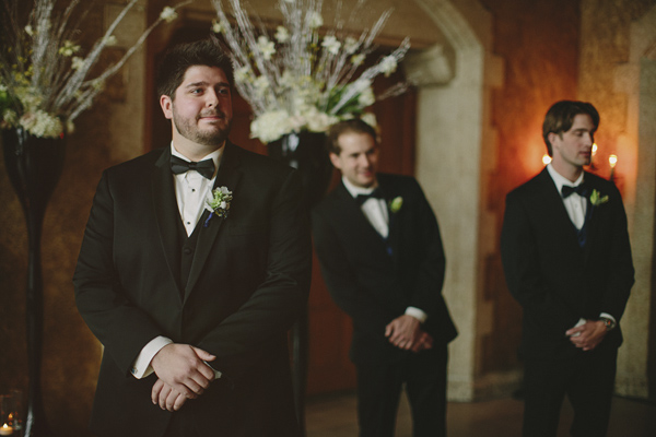 white and gold winter wedding at Fairmont Banff Springs, photo by Gabe McClintock | via junebugweddings.com white and gold winter wedding at Fairmont Banff Springs, photo by Gabe McClintock | via junebugweddings.com