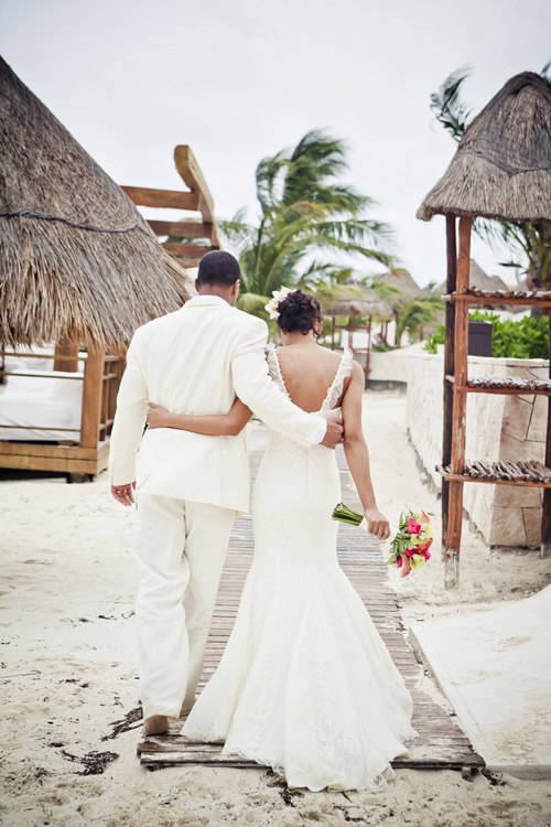 colorful tropical beach wedding at Excellence Playa Mujeres All-Inclusive Resort in Cancun, Mexico - photos by JAGstudios | via junebugweddings.com colorful tropical beach wedding at Excellence Playa Mujeres All-Inclusive Resort in Cancun, Mexico - photos by JAGstudios | via junebugweddings.com