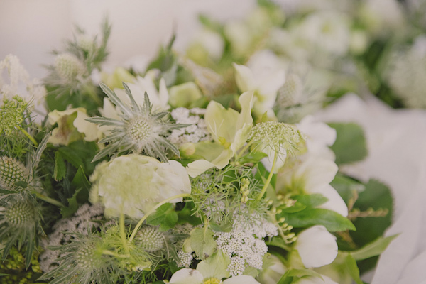 natural green and yellow wedding at Yandida Station, Australia, photo by Studio Impressions | via junebugweddings.com natural green and yellow wedding at Yandida Station, Australia, photo by Studio Impressions | via junebugweddings.com