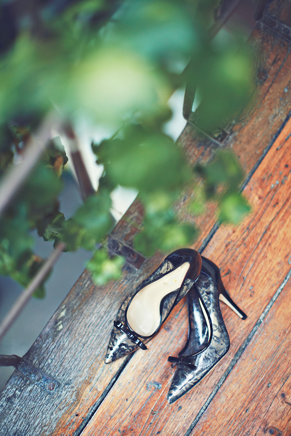 Paris destination wedding at the Westin Vendome, photo from The Mou Studio | via junebugweddings.com (43)