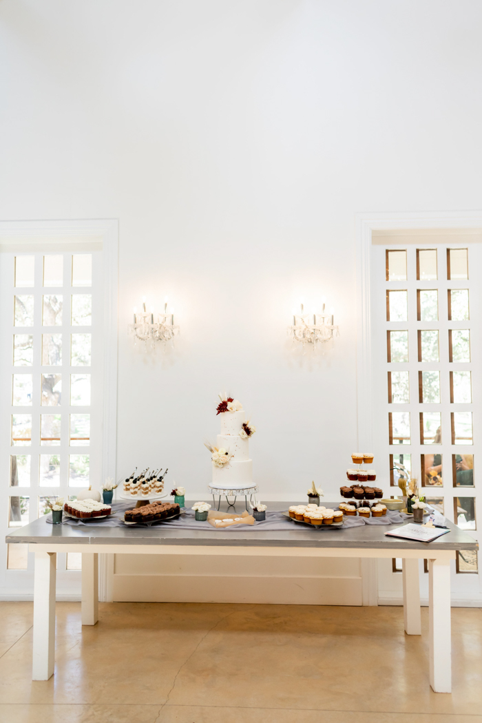 Ally Fraustro Photography dessert table