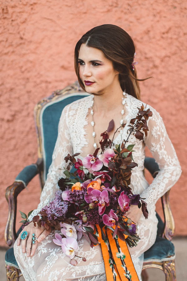 edgy-romantic-santa-fe-bridal-inspiration-11