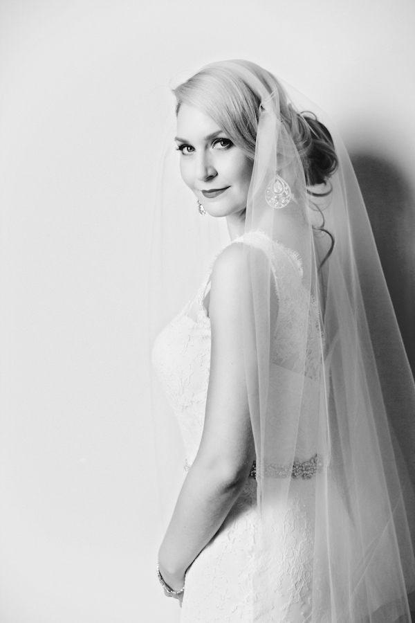 intimate destination wedding in Paris, photo by Ophelia and Romeo Photographers | via junebugweddings.com intimate destination wedding in Paris, photo by Ophelia and Romeo Photographers | via junebugweddings.com