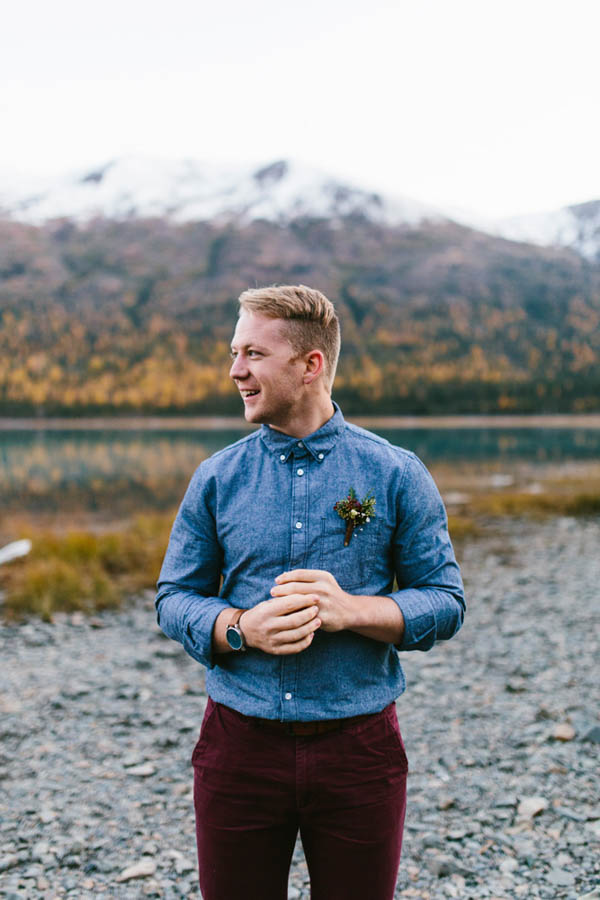 Winter-Elopement-Inspiration-at-Eklunta-Lake-Kristian-Lynae-Photography-12
