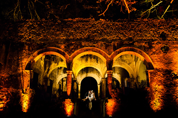 destination wedding at the Hacienda Uayamon in Campeche, Mexico, photo by Aaron Morris of Chrisman Studios | via junebugweddings.com destination wedding at the Hacienda Uayamon in Campeche, Mexico, photo by Aaron Morris of Chrisman Studios | via junebugweddings.com