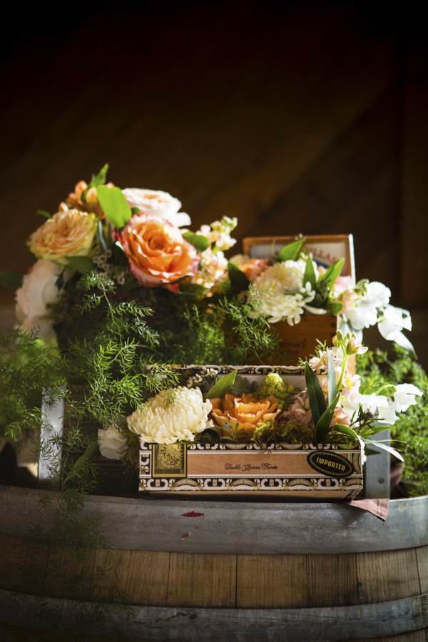 peach, coral, grey wedding at Swiftwater Cellars, photo by La Vie Photography | via junebugweddings.com peach, coral, grey wedding at Swiftwater Cellars, photo by La Vie Photography | via junebugweddings.com