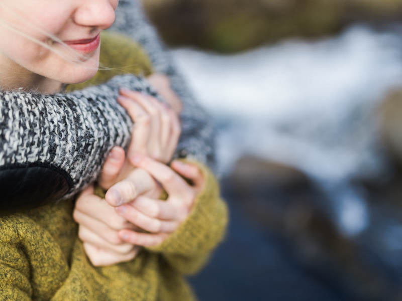 Intimate-Iceland-Engagement-Capyture (4 of 19)