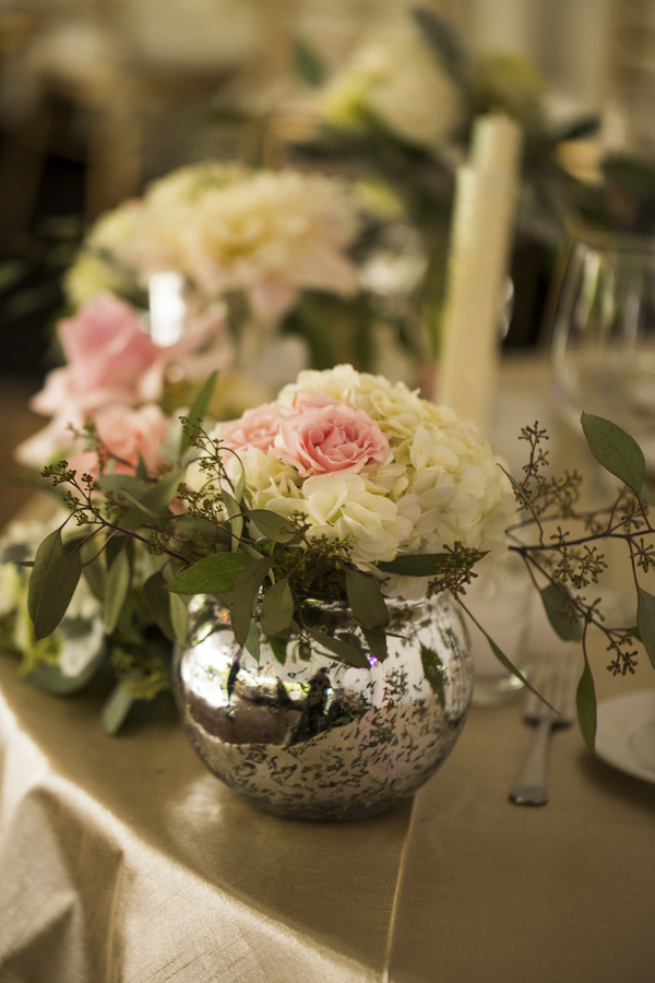 blush and gold california wedding at private family estate, wedding photos by D. Park Photography | via junebugweddings.com blush and gold california wedding at private family estate, wedding photos by D. Park Photography | via junebugweddings.com
