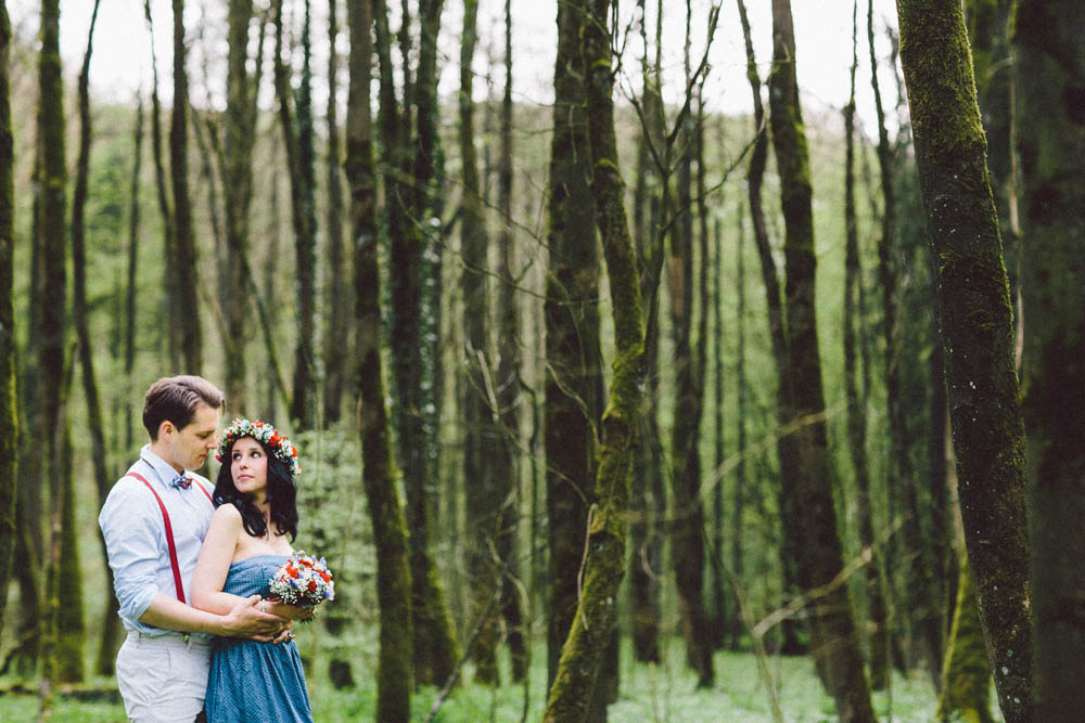 Springtime-Engagement-Woods-Cornelia-Lietz (2 of 21)