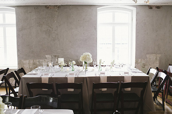 grey and cream wedding at The Historic Rice Mill, Charleston, South Carolina - photo by Paige Winn Photo | via junebugweddings.com grey and cream wedding at The Historic Rice Mill, Charleston, South Carolina - photo by Paige Winn Photo | via junebugweddings.com