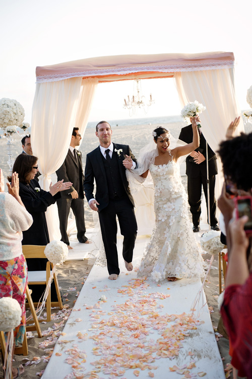 Beach wedding at Casa Del Mar in Santa Monica - from Bob Gail Events and Next Exit Photography | via junebugweddings.com Beach wedding at Casa Del Mar in Santa Monica - from Bob Gail Events and Next Exit Photography | via junebugweddings.com