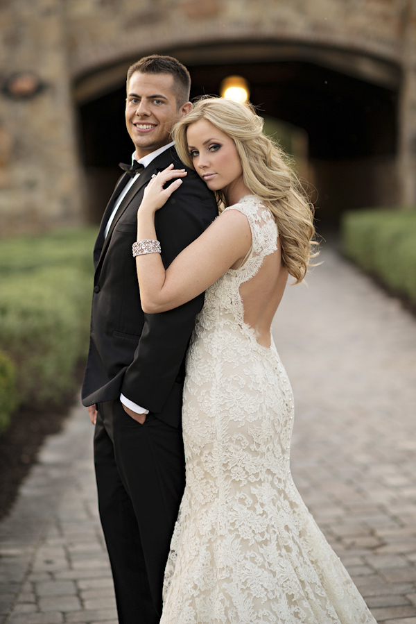 romantic Italian villa inspired wedding in Florida, photo by Kristen Weaver Photography | via junebugweddings.com romantic Italian villa inspired wedding in Florida, photo by Kristen Weaver Photography | via junebugweddings.com