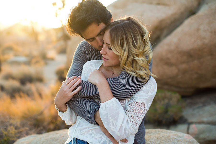 Intimate-Joshua-Tree-Engagement-Photos-Dustin-Cantrell-20