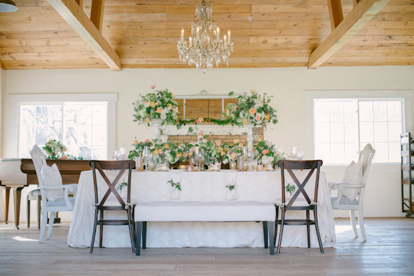 lovely peach and cream wedding inspiration photo shoot from Peony & Plum, photo by Krista Mason | via junebugweddings.com lovely peach and cream wedding inspiration photo shoot from Peony & Plum, photo by Krista Mason | via junebugweddings.com