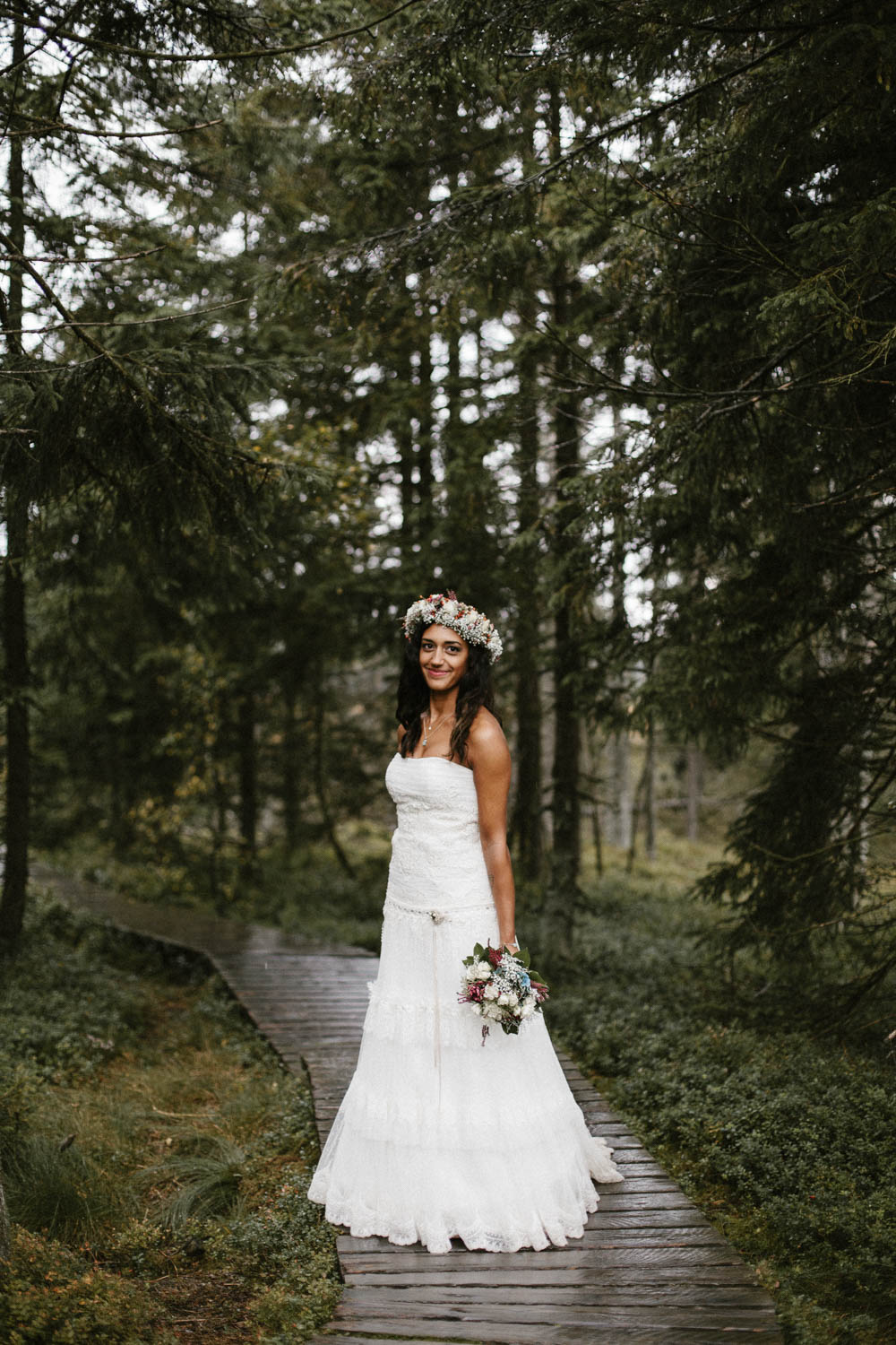 Dreamy-Wedding-Photo-Shoot-in-the-Rain-Kevin-Klein-2480