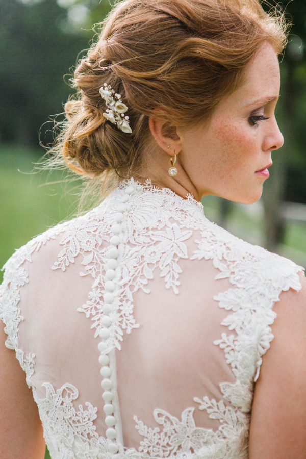 Delicate-Farm-Wedding-Lyell-Photography-34-600x900