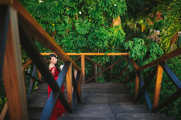 stylish and scenic destination wedding in St. Lucia, photo by C&I Studios | via junebugweddings.com stylish and scenic destination wedding in St. Lucia, photo by C&I Studios | via junebugweddings.com