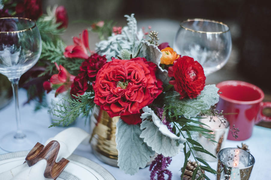 Vibrant-and-Earthy-Forest-Wedding-Inspiration-in-the-Palomar-Mountains-Color-and-Cake-Photography-9