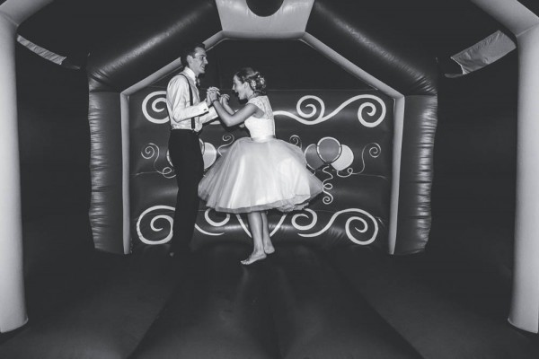 Quirky-English-Wedding-Claire-Penn-45-600x400