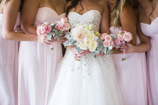 blush and gold california wedding at private family estate, wedding photos by D. Park Photography | via junebugweddings.com blush and gold california wedding at private family estate, wedding photos by D. Park Photography | via junebugweddings.com