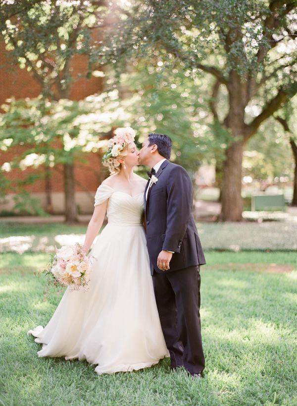 floral crown bridal style with photos from Taylor Lord Photography | via junebugweddings.com floral crown bridal style with photos from Taylor Lord Photography | via junebugweddings.com
