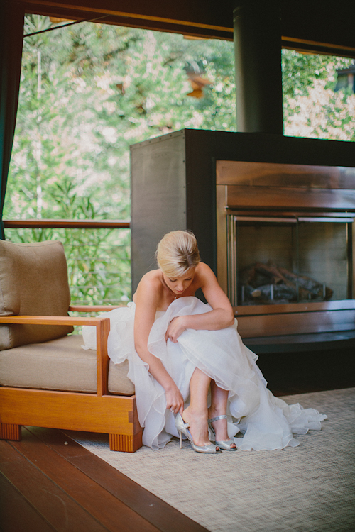 classic and elegant vineyard wedding at Calistoga Ranch, CA with photos by Perspective Eye Photographer | junebugweddings.com classic and elegant vineyard wedding at Calistoga Ranch, CA with photos by Perspective Eye Photographer | junebugweddings.com