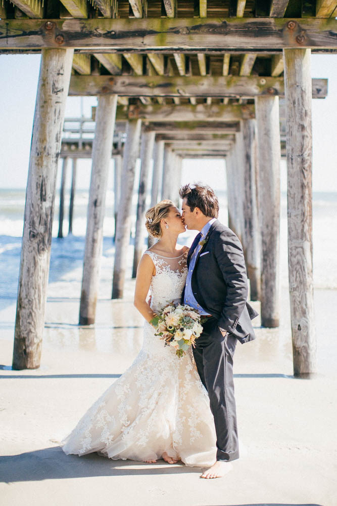 Relaxed-Oceanfront-Wedding-at-the-Windrift-Resort-Hotel (10 of 28)