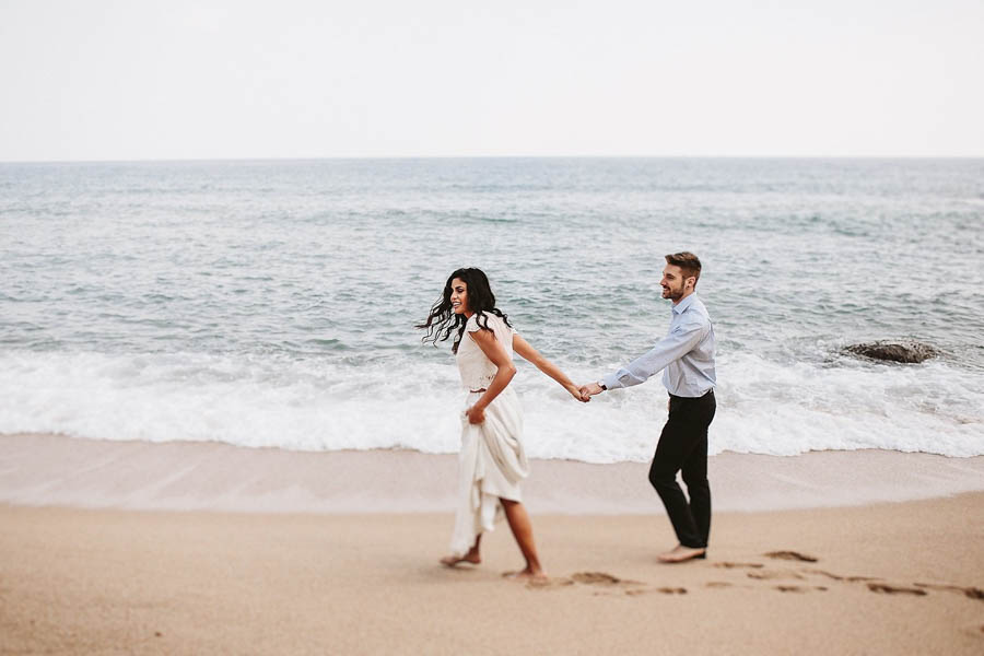 Ethereal-Barcelona-Beach-Wedding-Inspiration-17