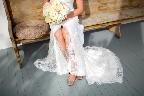 Elegant wedding at Louisiana Private Estate with photos by Courtney Dellafiora | junebugweddings.com Elegant wedding at Louisiana Private Estate with photos by Courtney Dellafiora | junebugweddings.com