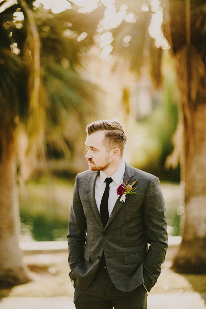 creative-blush-wedding-inspiration-at-echo-park-lake-3