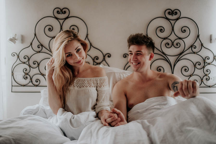 these-two-cuddled-all-the-way-through-their-rome-engagement-session-2