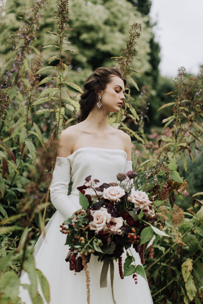 Breathtaking Irish Bridal Inspiration at Leixlip Manor and Gardens |  Junebug Weddings