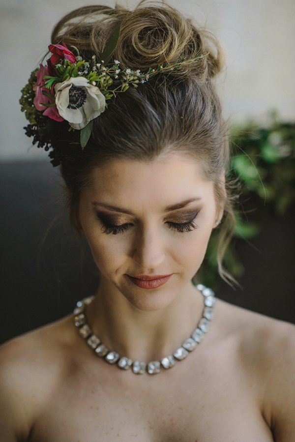 Urban Boho Inspiration Photo Shoot, Photo by Joseph West | via junebugweddings.com Urban Boho Inspiration Photo Shoot, Photo by Joseph West | via junebugweddings.com