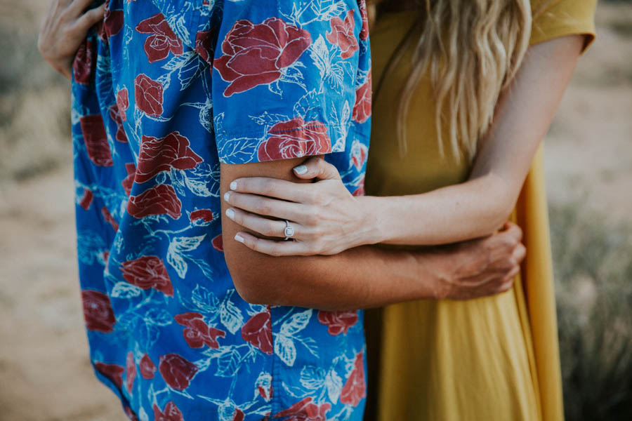 this-cali-cool-joshua-tree-engagement-is-full-of-1970s-vibes-6