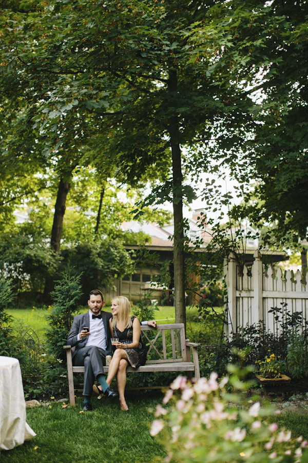 navy and pink garden wedding in Ohio, photo by Ely Brothers | via junebugweddings.com navy and pink garden wedding in Ohio, photo by Ely Brothers | via junebugweddings.com