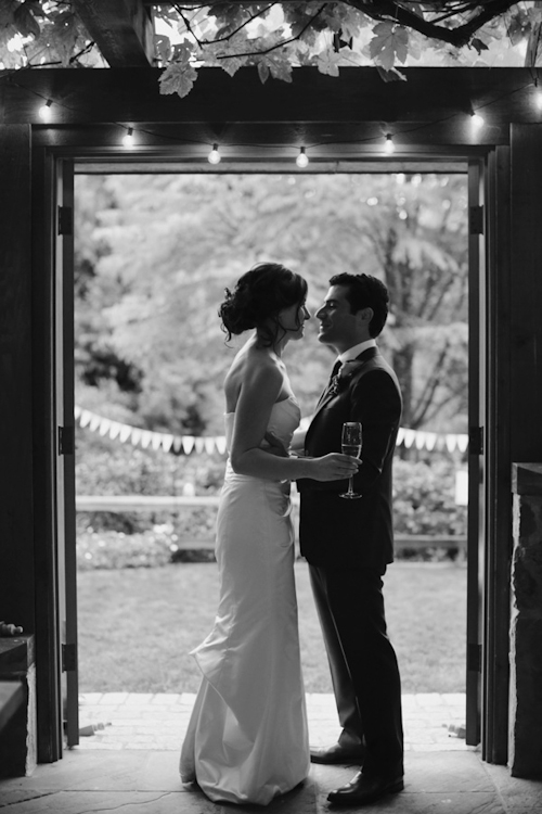 sweet and pretty wedding at Bella Luna Farms with photos by Michele M Waite Photography | junebugweddings.com sweet and pretty wedding at Bella Luna Farms with photos by Michele M Waite Photography | junebugweddings.com