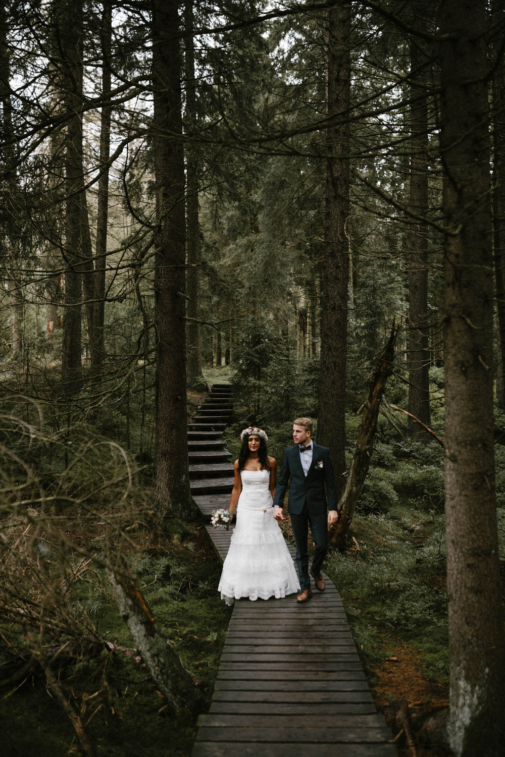 Dreamy-Wedding-Photo-Shoot-in-the-Rain-Kevin-Klein-2347